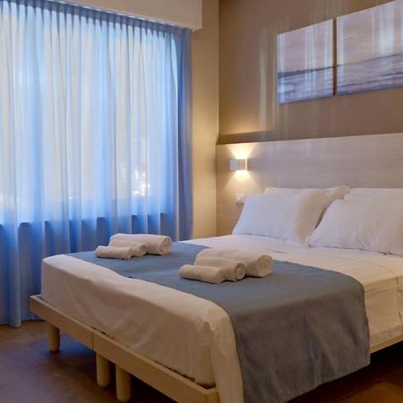 Pianomare Riviera Apartments And Rooms Imperia Kültér fotó