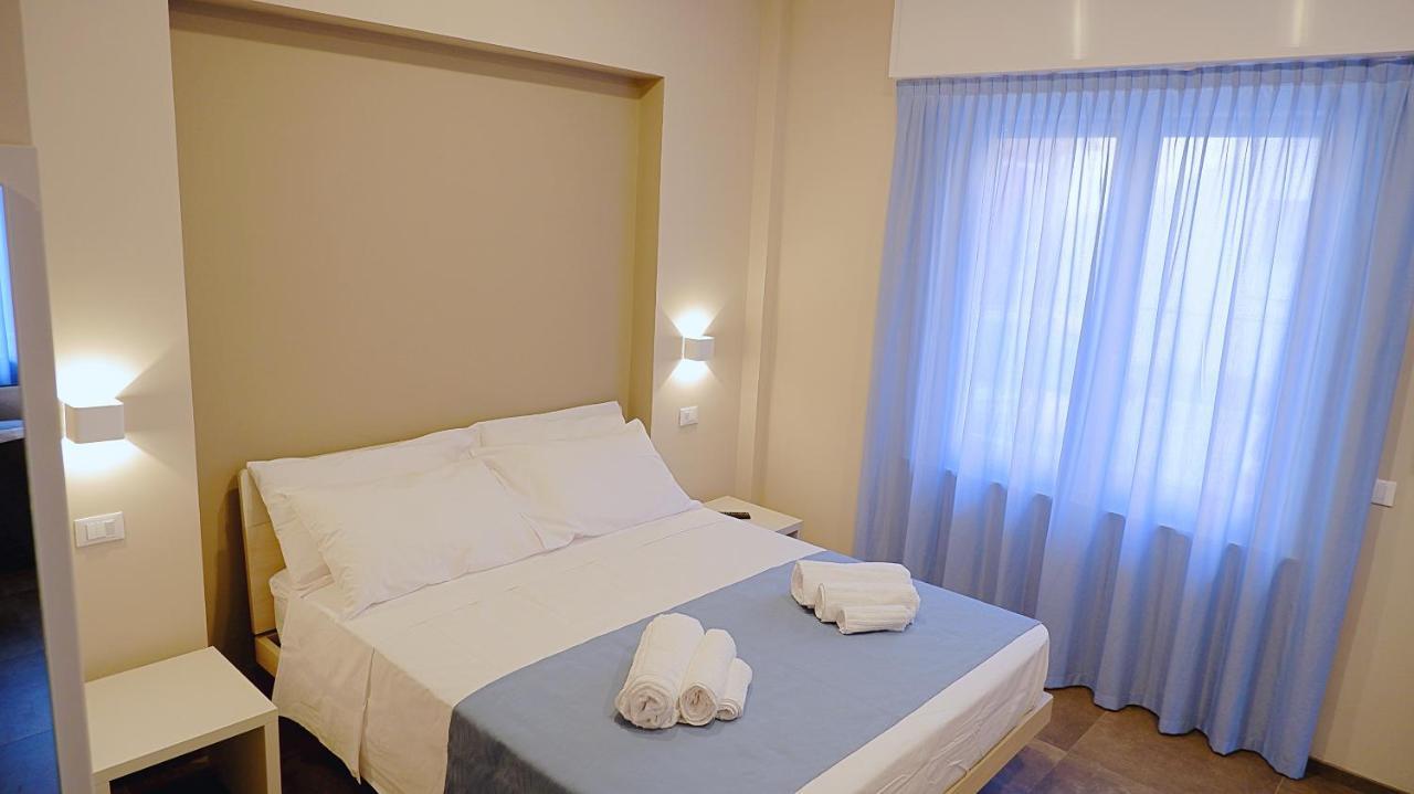 Pianomare Riviera Apartments And Rooms Imperia Kültér fotó