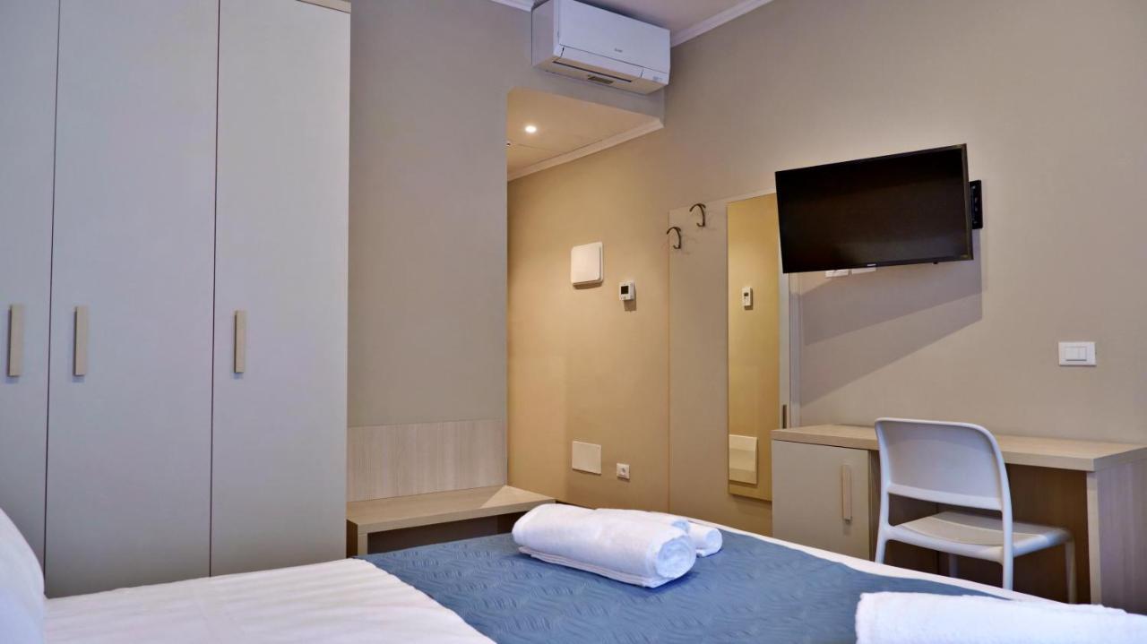 Pianomare Riviera Apartments And Rooms Imperia Kültér fotó