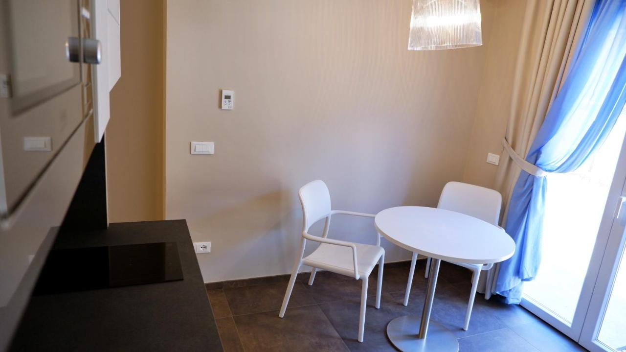 Pianomare Riviera Apartments And Rooms Imperia Kültér fotó