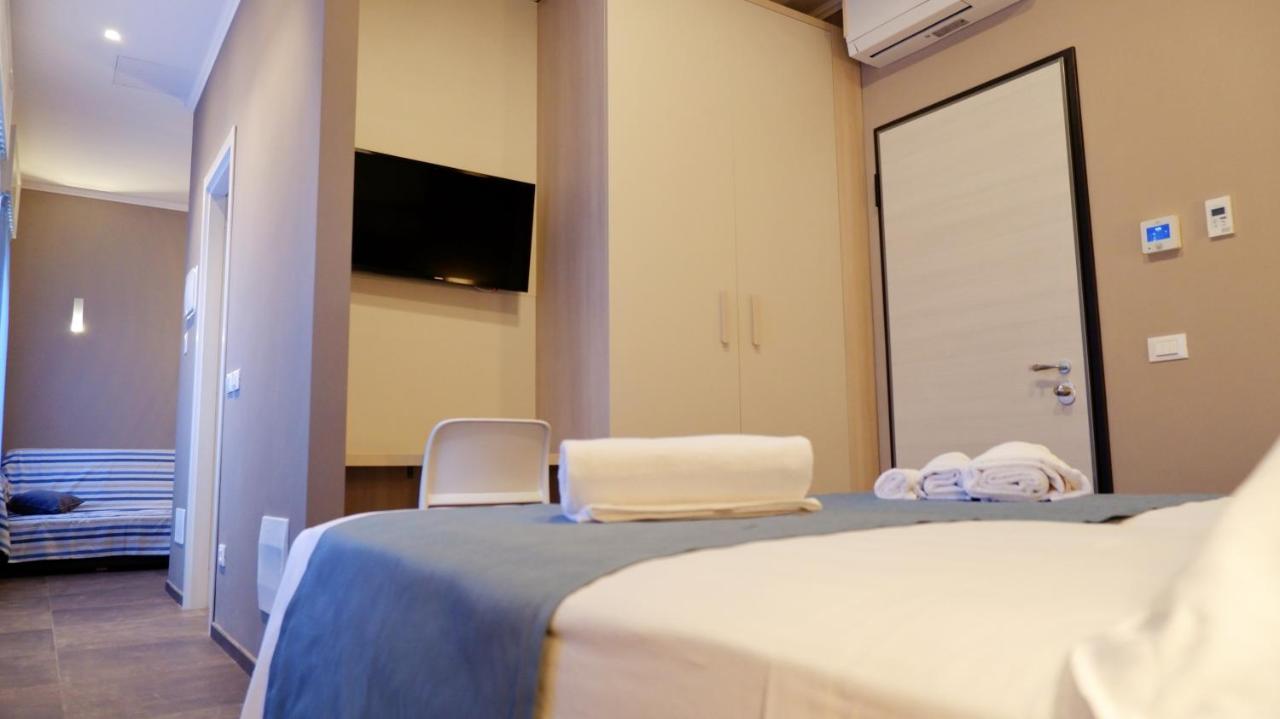 Pianomare Riviera Apartments And Rooms Imperia Kültér fotó